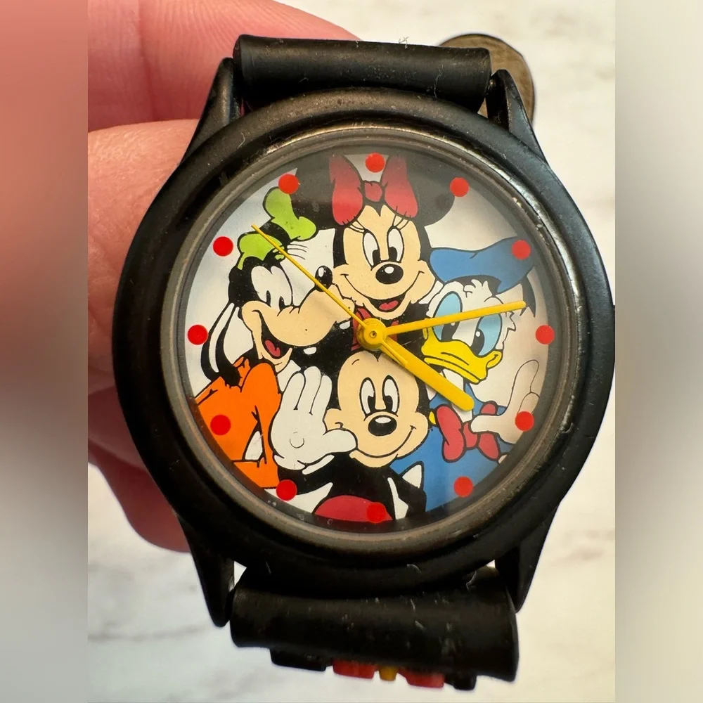Vintage Mickey Mouse & Friends Disney Time Works Watch w/Rubber Band